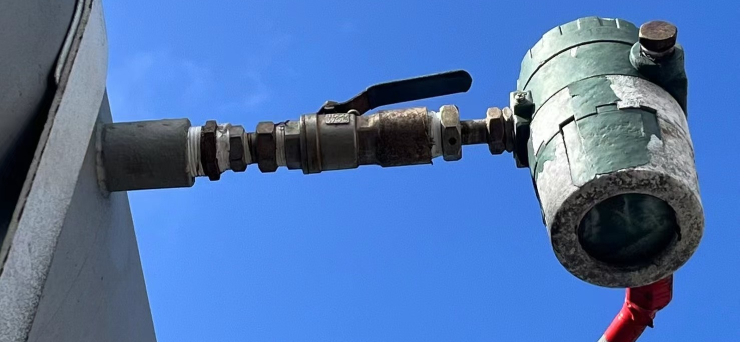 Թվային սեղմված օդի հոսքի չափիչ